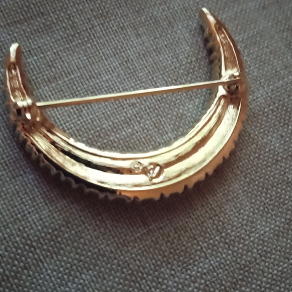Swarovski Retired Vintage Swan Crescent Pave Crystals Moon Brooch/Pin - Picture 6 of 9